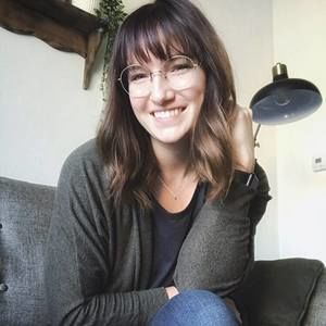 Meet your Posher, Abby